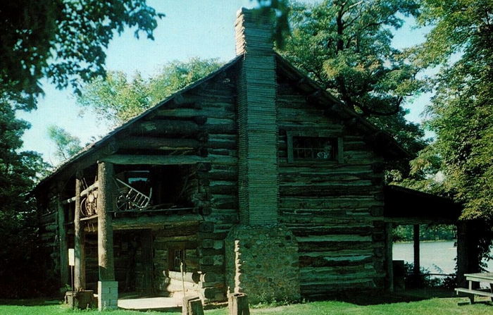 Pioneer Log Cabin Museum (Halfway House Museum, Pioneer Log Cabin) - Historical Photo (newer photo)
